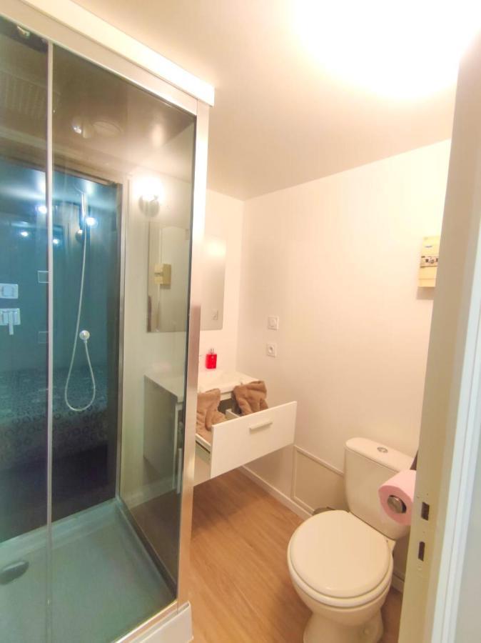 Le Studio Du Chateau Фужер Экстерьер фото